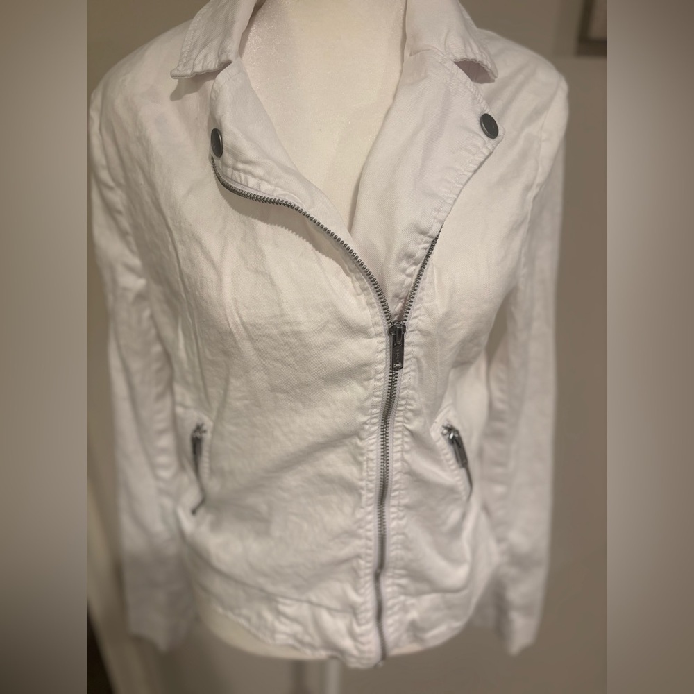 Evereve White Utility Jacket - Picture 5 of 11